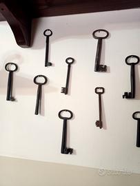 12 chiavi antiche 