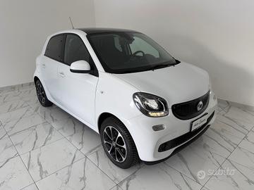 SMART FORFOUR PASSION AUTOMATICA/PANORAMA/NAVIGATO