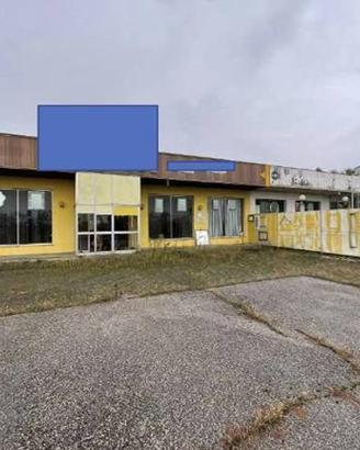 Immobile in asta di 650 m² a Comacchio