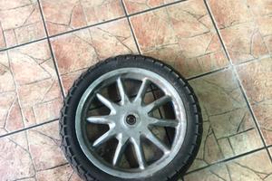 Ruota posteriore 16 pollici liberty 50 2/4t