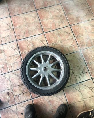 Ruota posteriore 16 pollici liberty 50 2/4t