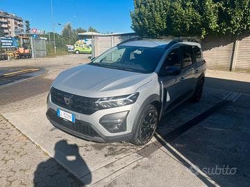 DACIA. JOGGER