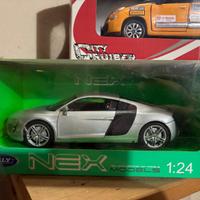 Audi R8 1:24