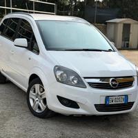 Zanfira 1.6 metano la machina va in 3 cilindri