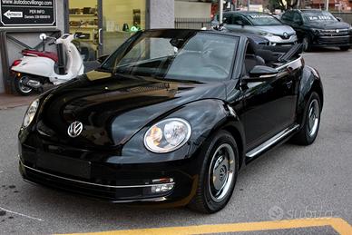 Volkswagen Maggiolino Cabrio 2.0 TDI DSG SENSORI S