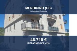 Immobile in asta di 138 m² con più di 5 locali a M