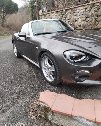 124 Spider America lusso