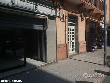 Provinciale, locale di circa 80 mq con retro