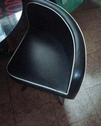 tavolino più sedie 