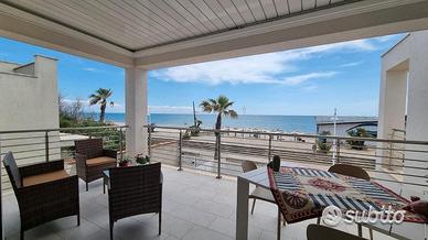 Metaponto - Fronte mare disponibile dal 12 settemb