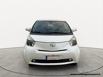 TOYOTA iQ 1.0