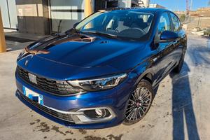 Fiat Tipo Berlina diesel 1.6 130 cv. Gennaio 2025.