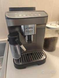 Macchina per il caffè DeLonghi Magnifica Evo