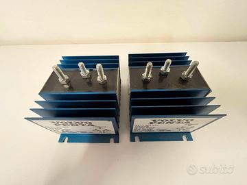 Due ripartitori di carica da 70 Amp