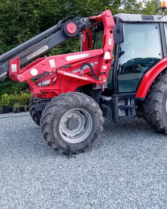trattore forestale Massey Ferguson 