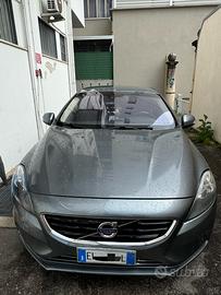 Volvo v40 2014
