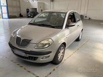 LANCIA Ypsilon 1.3 MJT 16V Platino CAMBIO AUTOMATI