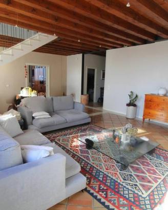 Appartamento di 263 m² con più di 5 locali e box a