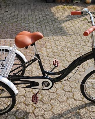 Bicicletta tre ruote