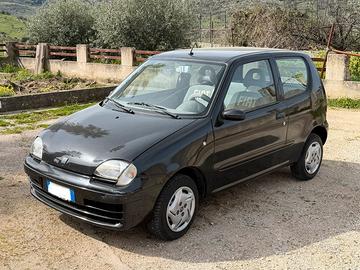Fiat 600 full optional - 2010