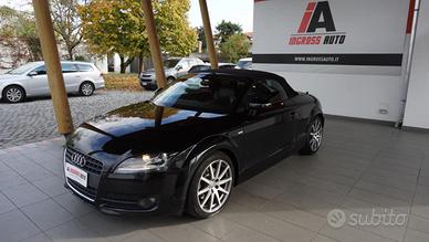 AUDI TT Roadster 2.0 TFSI
