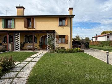 PORZIONE DI BIFAMILIARE A BREDA DI PIAVE