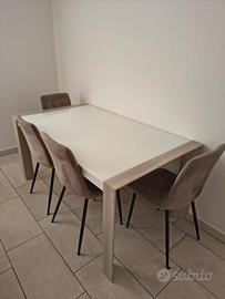Tavolo Allungabile Noce Chiaro e Vetro Bianco