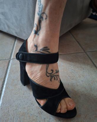 Sandali in vera pelle, mai indossati