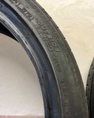 225/40 R19 93Y Falken Gomme Estive