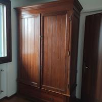 Armadio da antiquariato
