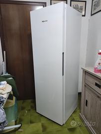congelatore verticale miele mod. FN4372