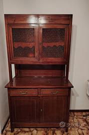 Credenza antica