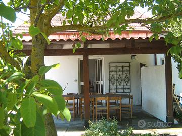 Villino con terreno annesso di circa 2000m