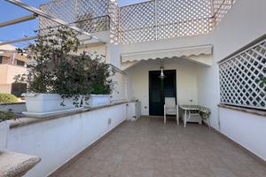 Isola delle femmine e 250mt dal mare