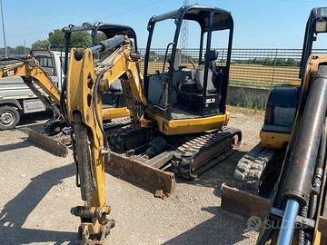 Miniescavatore CAT 302.7