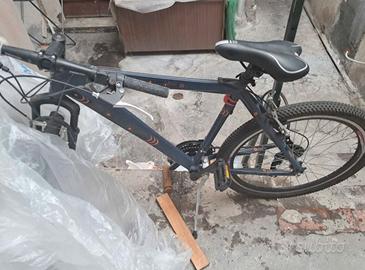 bicicletta nuova comprata 1 anno fa