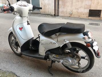 2t Street Scooter Scarabeo 50 Prezzo Scarabeo Street Scarabeo - Main Image