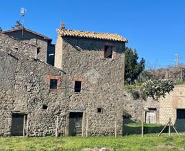 CASA INDIPENDENTE A MONTEFIASCONE