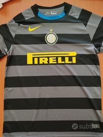 Inter terza hot sale maglia 2021