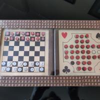 Scacchiera magnetica da viaggio vintage.