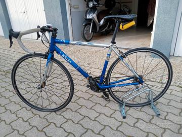 bicicletta da strada 