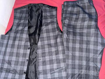 Set coordinato gilet e pantaloni eleganti a quadri