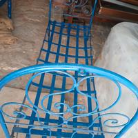 antico lettino ferro battuto