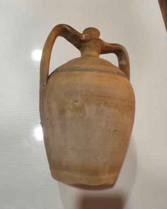 antica anfora Bummulu siciliana in terracotta