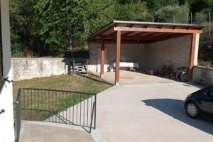 Appartamento indipendente ammobiliato