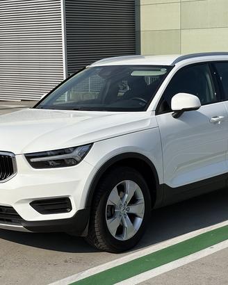 VOLVO XC40 D3 Business Plus