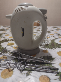 Sbattitore elettrico con fruste in acciaio