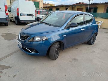 Lancia Ypsilon ( GPL NUOVO)