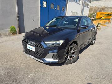 Audi A1 citycarver 30 TFSI S tronic Admired