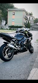 Yamaha r1